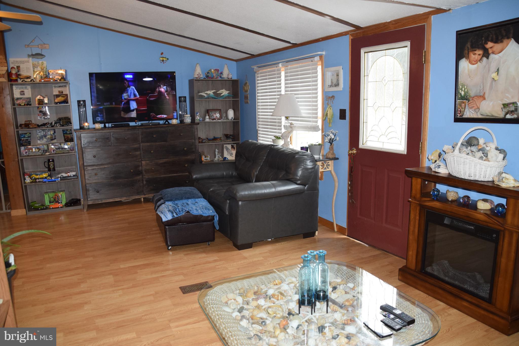 12510 Ridgely Road Ridgely, MD 21660 - Photo 7 of 30 LIVING ROOM EXTENDED / OFFICE AREA