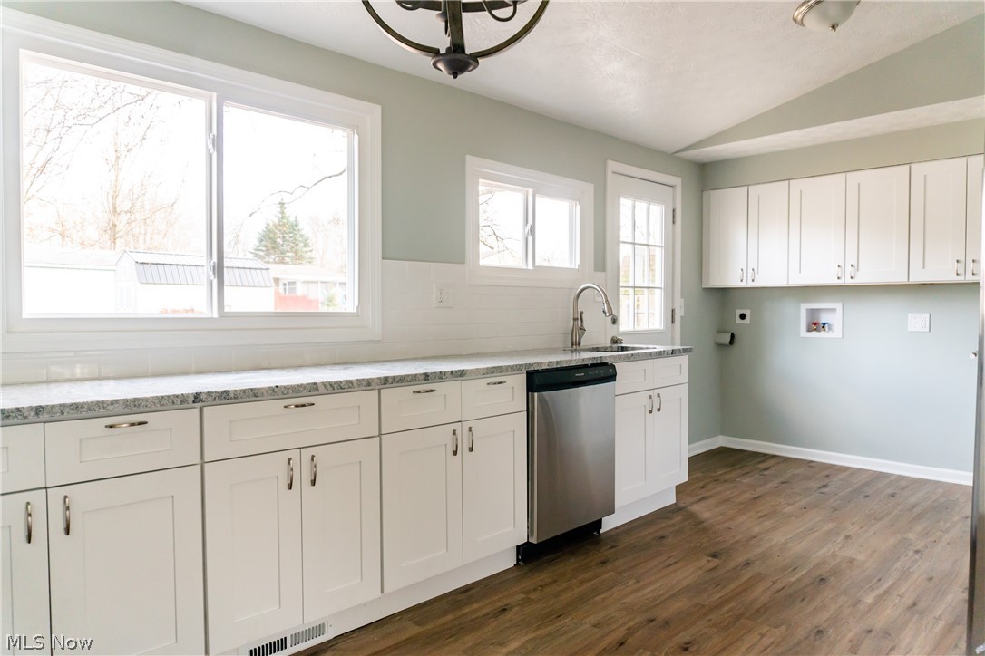 2878 Shelly Road Ravenna, OH 44266 - Photo 5 of 13 Gallery Image 5
