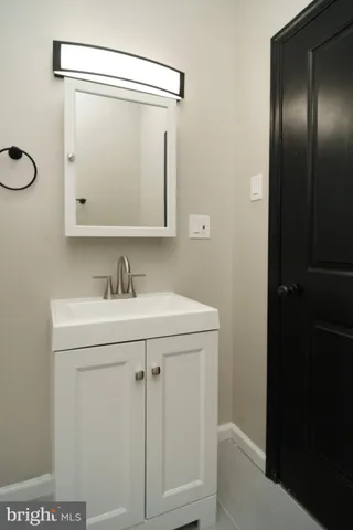 $1,150 | 5820 Willows Avenue, Philadelphia, PA 19143