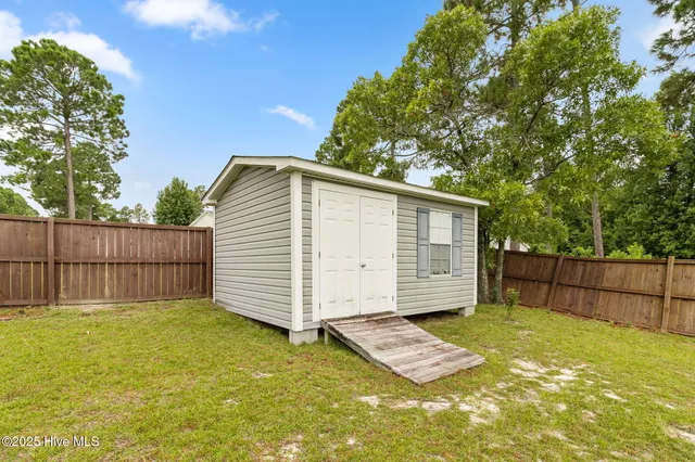 $315,000 | 152 Crutchfield Drive, Cameron, NC 28326