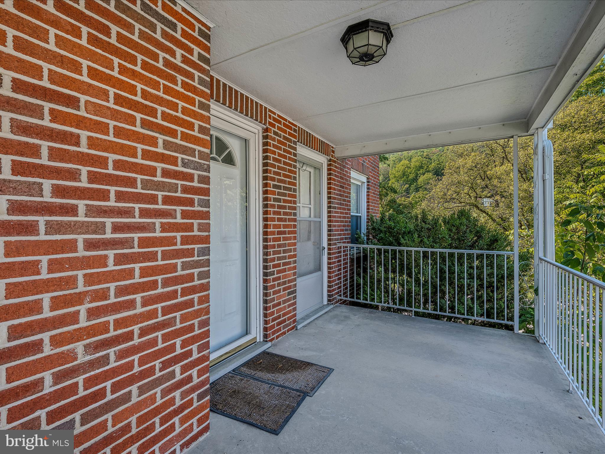 Side Patio