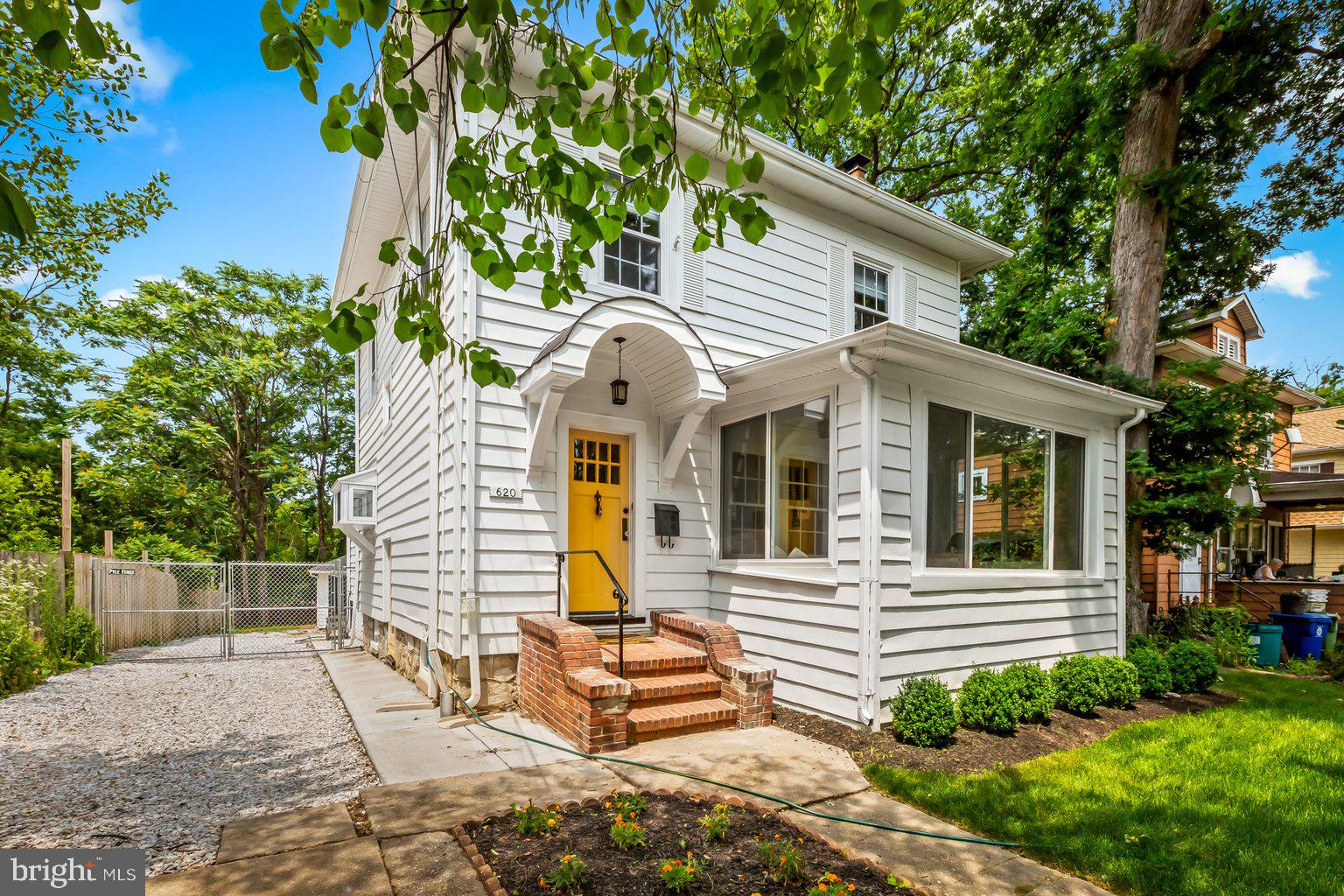 620 St Dunstans Road Baltimore, MD 21212 - Photo 1 of 33