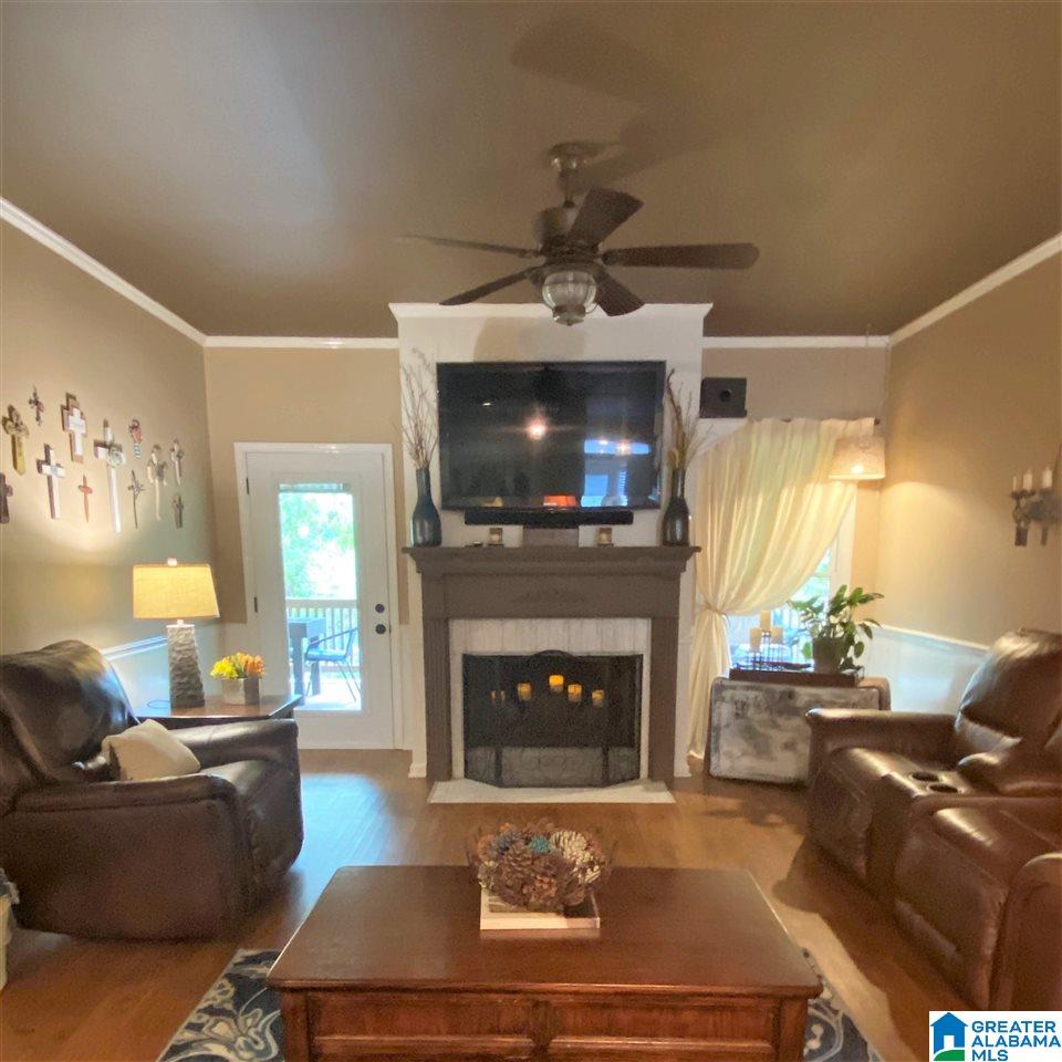 1424 Mountain Lake Road Warrior, AL 35180 - Photo 13 of 36