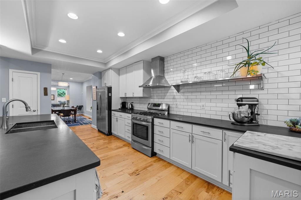 4254 Arsenal Street St. Louis, MO 63116 - Photo 13 of 72