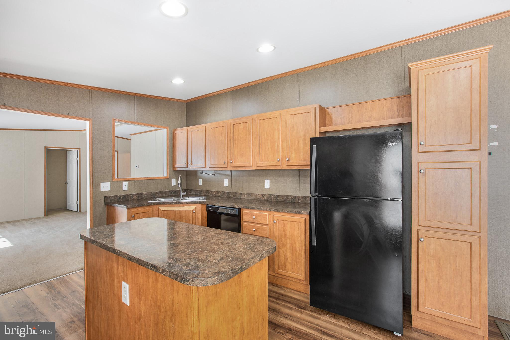 199 Boones Drive Lothian, MD 20711 - Photo 18 of 31 Kitchen View towards vaulted ceiling