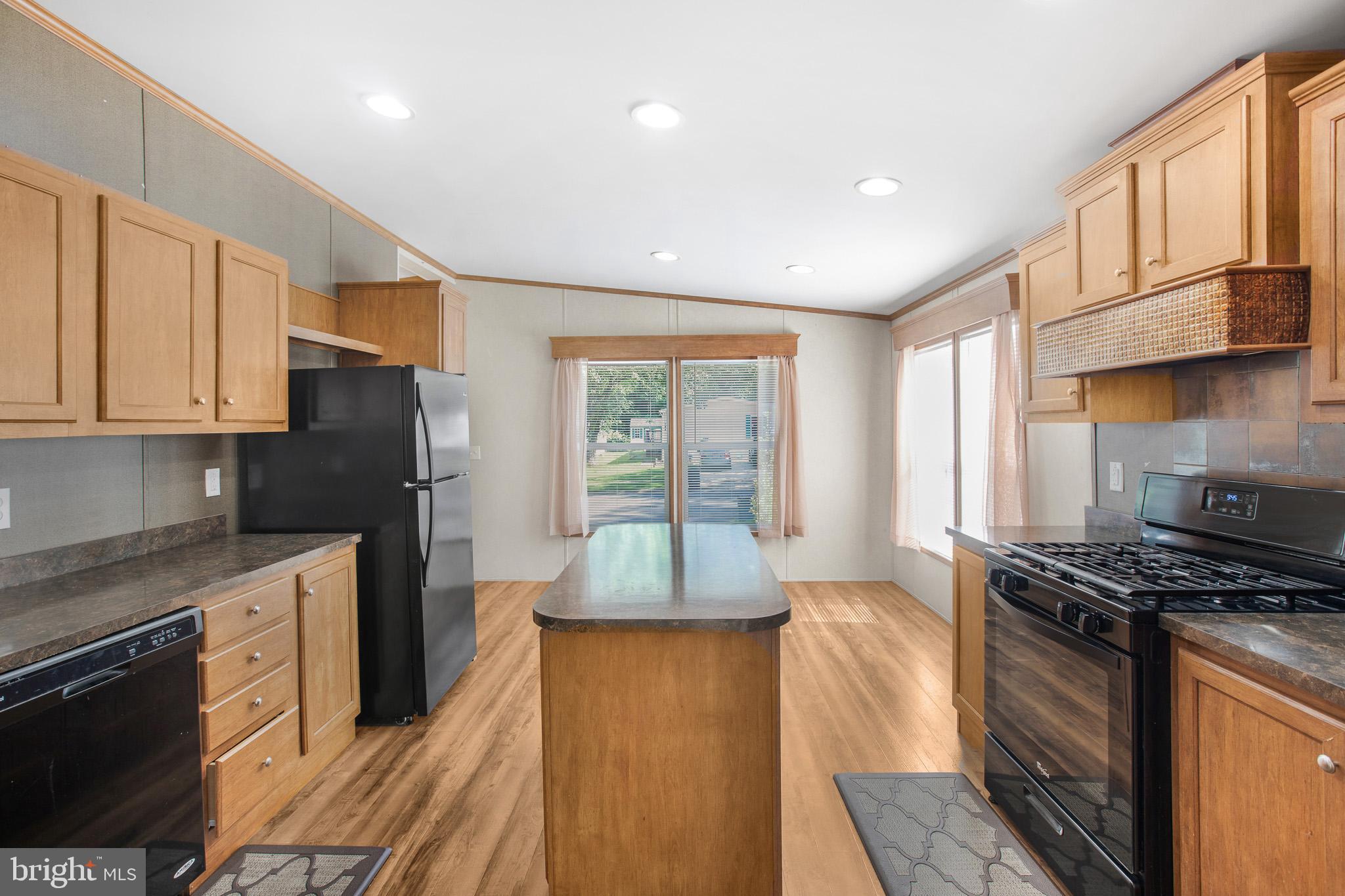 199 Boones Drive Lothian, MD 20711 - Photo 2 of 31 Kitchen and Dining view from Living Room