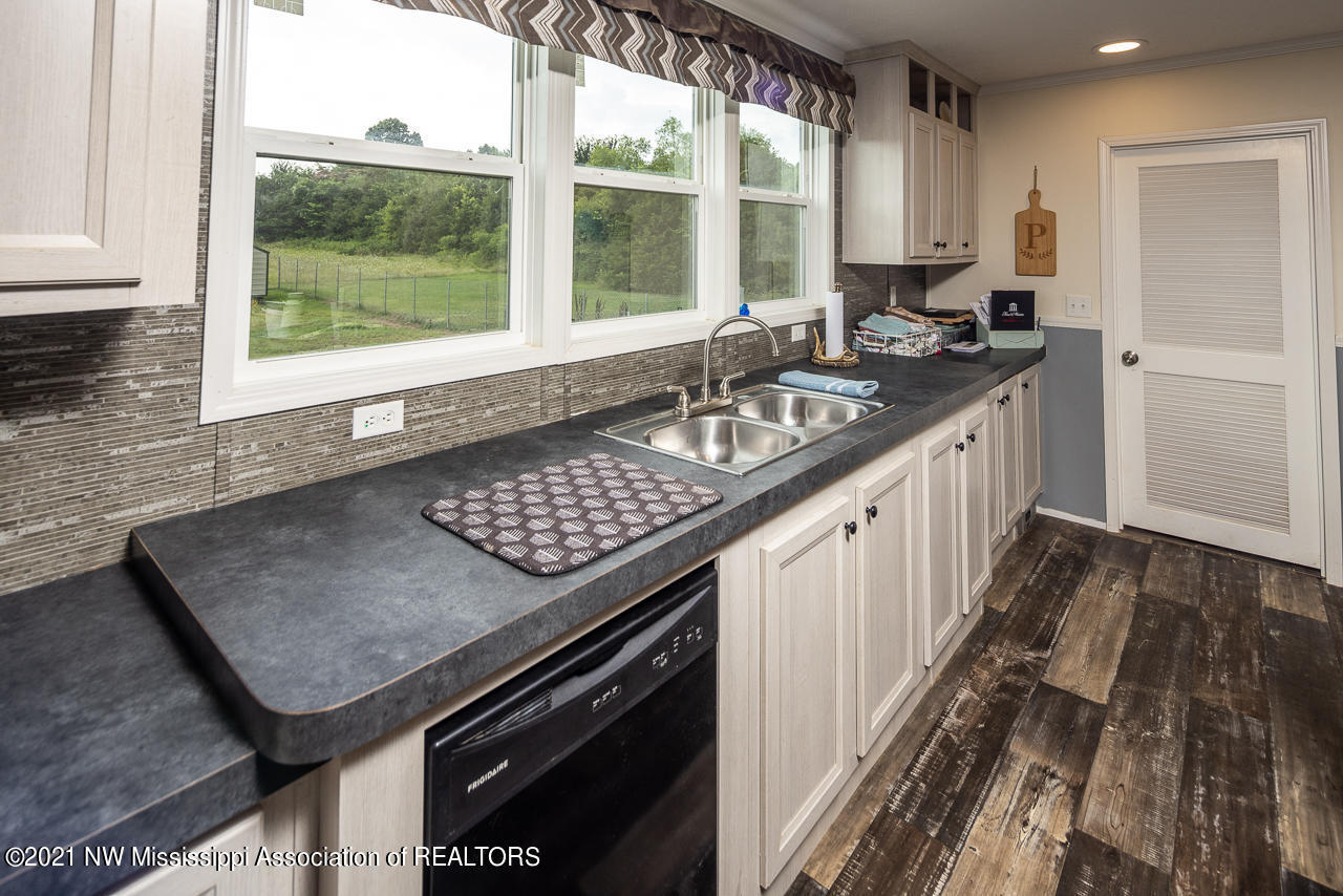 1639 County Line Road Coldwater, MS 38618 - Photo 12 of 25 CountyLine-51-19