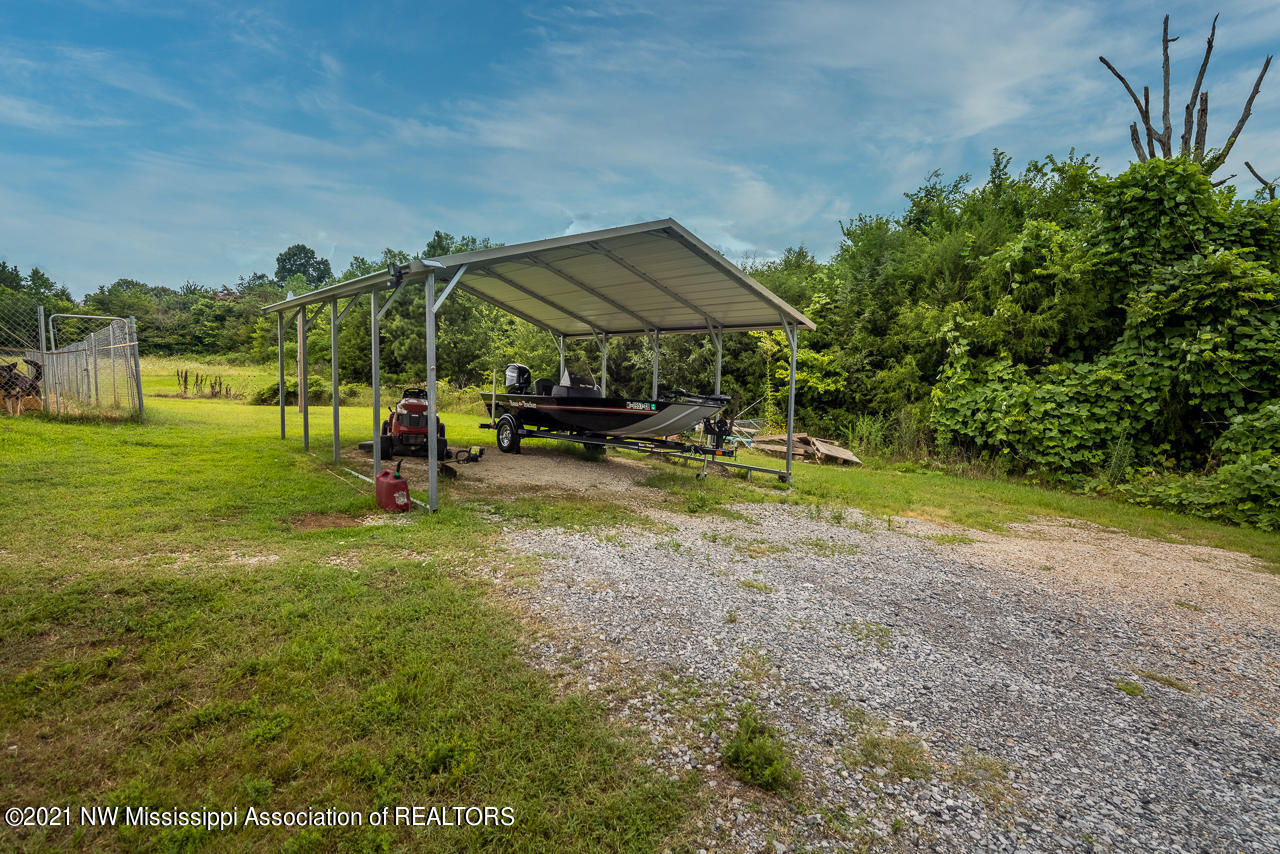 1639 County Line Road Coldwater, MS 38618 - Photo 4 of 25 CountyLine-10-HDR-Edit-4