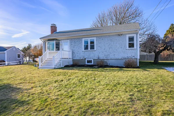 $3,500 | 7 Columbus Avenue, West Yarmouth, MA 02673