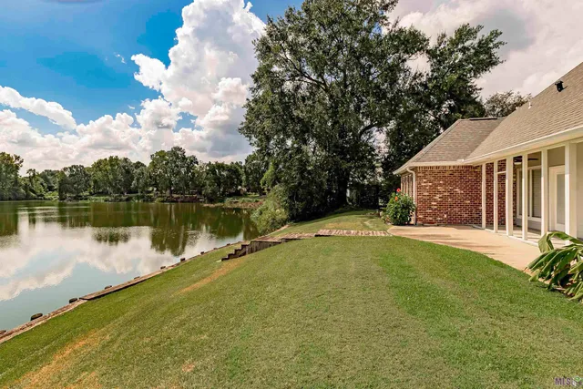 $365,000 | 14436 Patin Dyke Road, Ventress, LA 70783