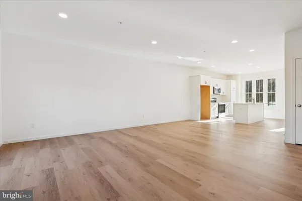 $2,800 | 118 Silversmith Road, Oxford, PA 19363