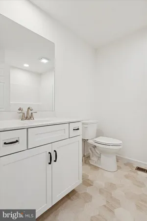 $2,800 | 118 Silversmith Road, Oxford, PA 19363