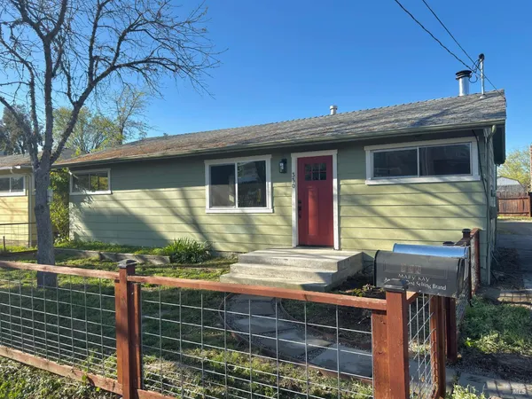 $265,000 | 330 16th Street, Lakeport, CA 95453