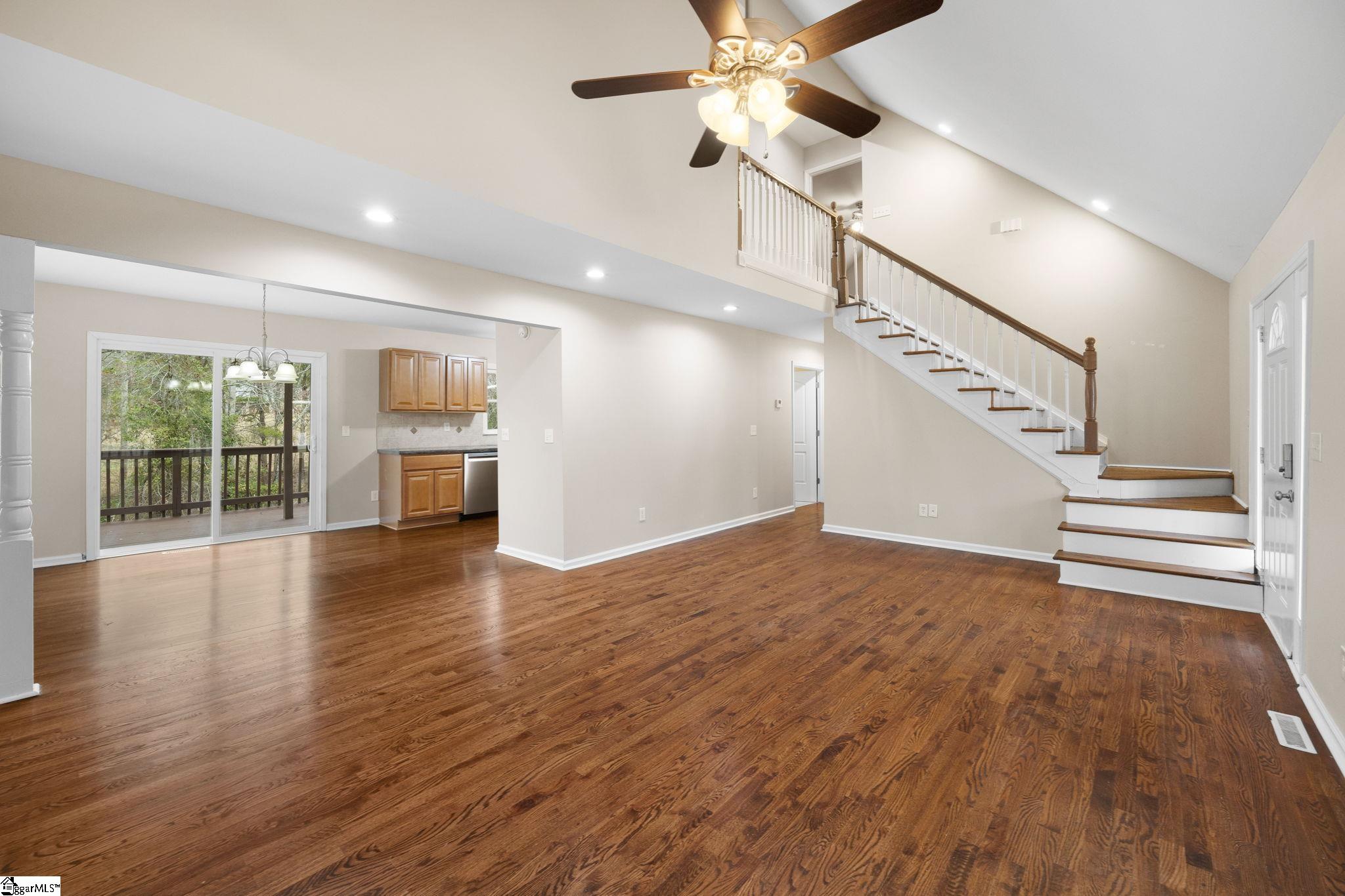 17 Hester Road Greenville, SC 29609 - Photo 8 of 39