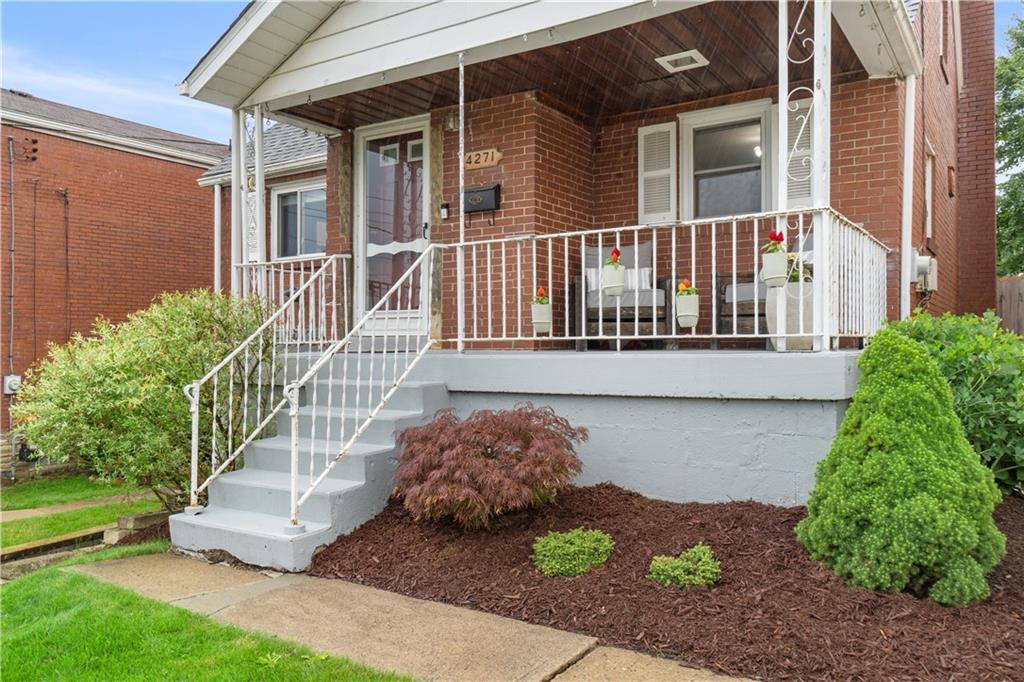 4271 Glen Lytle Road Pittsburgh, PA 15217 - Photo 2 of 32 Gallery Image 2