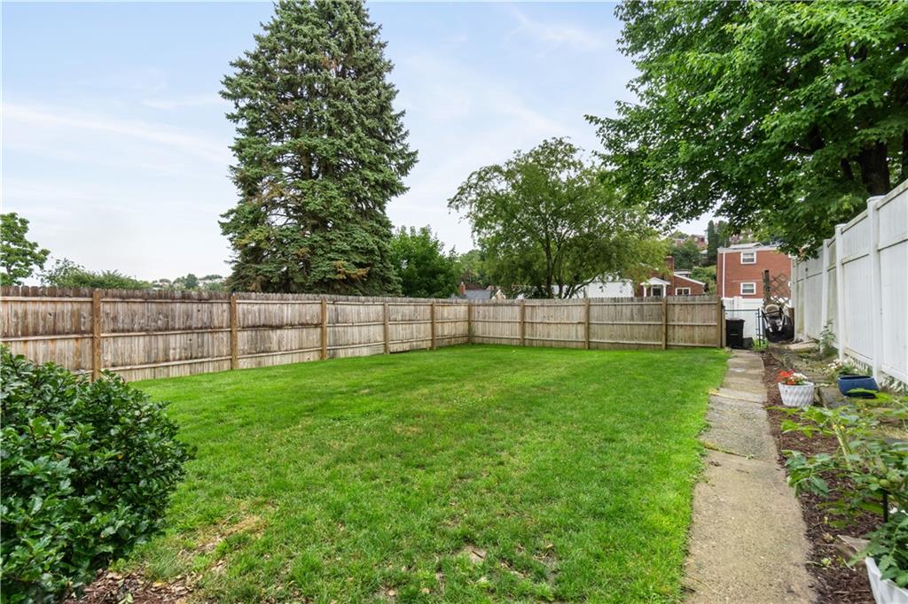 4271 Glen Lytle Road Pittsburgh, PA 15217 - Photo 23 of 32 Gallery Image 23