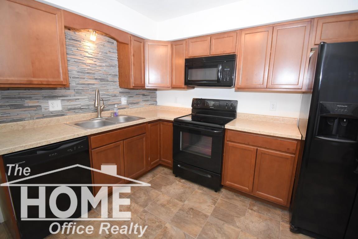 205 East Rolfe Street Perry, MI 48872 - Photo 7 of 27