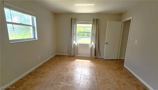 $1,400 | 4615 Southeast 4th Place, Unit A, Cape Coral, FL 33904