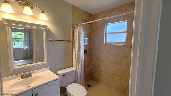 $1,350 | 4615 Southeast 4th Place, Unit A, Cape Coral, FL 33904