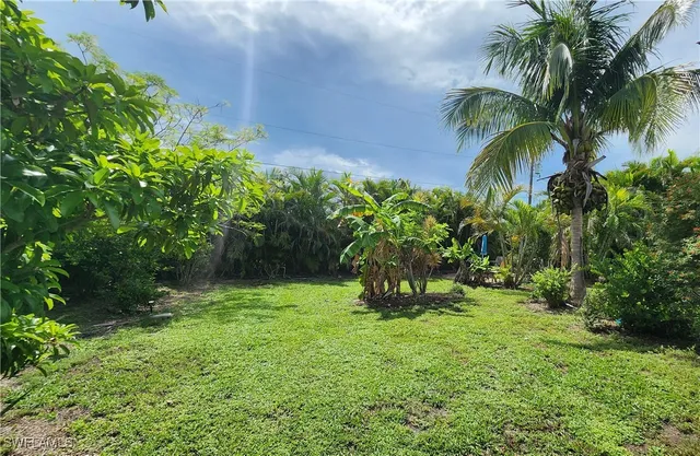 $1,400 | 4615 Southeast 4th Place, Unit A, Cape Coral, FL 33904