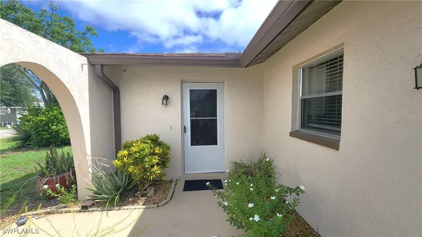 $1,350 | 4615 Southeast 4th Place, Unit A, Cape Coral, FL 33904