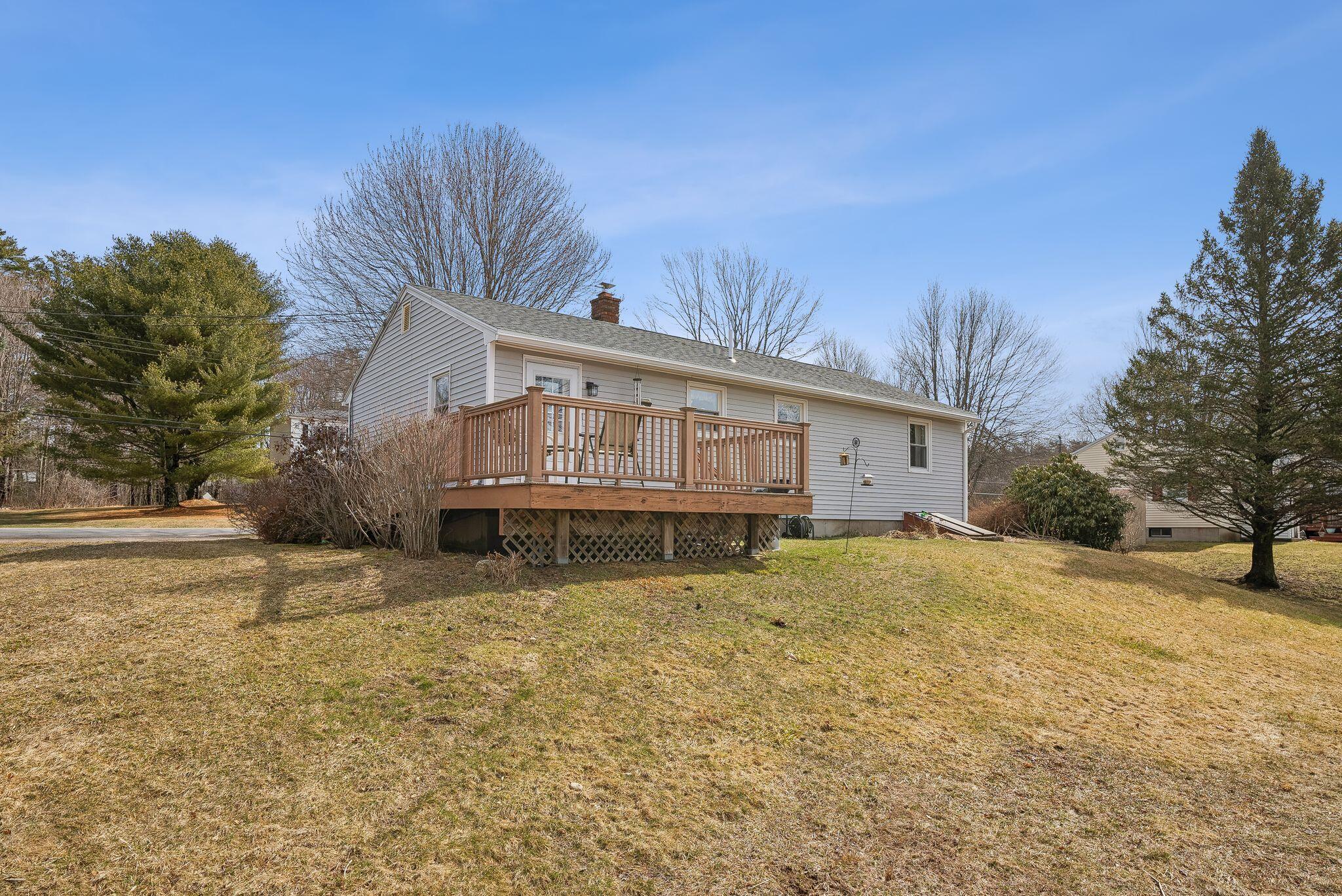 174 River Road Topsham, ME 04086 - Photo 5 of 12 DSC06097