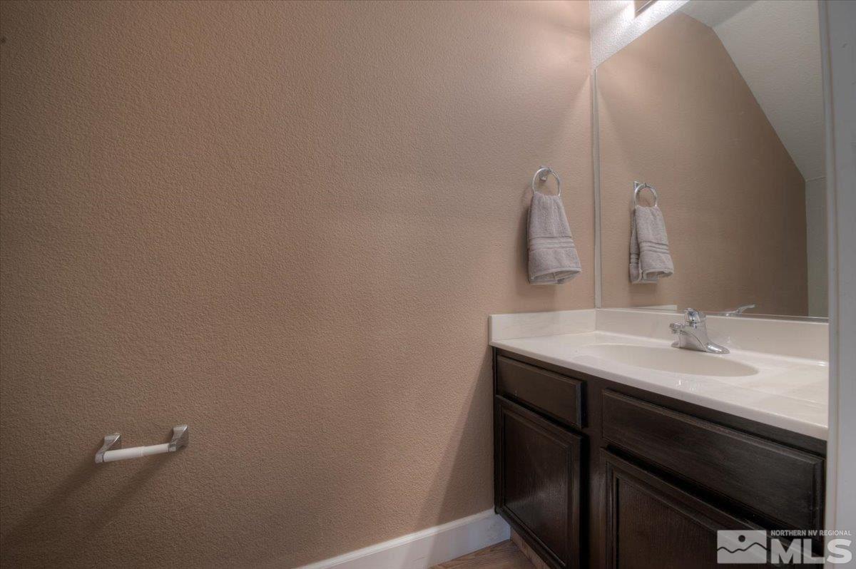 18101 Alexandria Drive Reno, NV 89508 - Photo 8 of 30 Photo 8