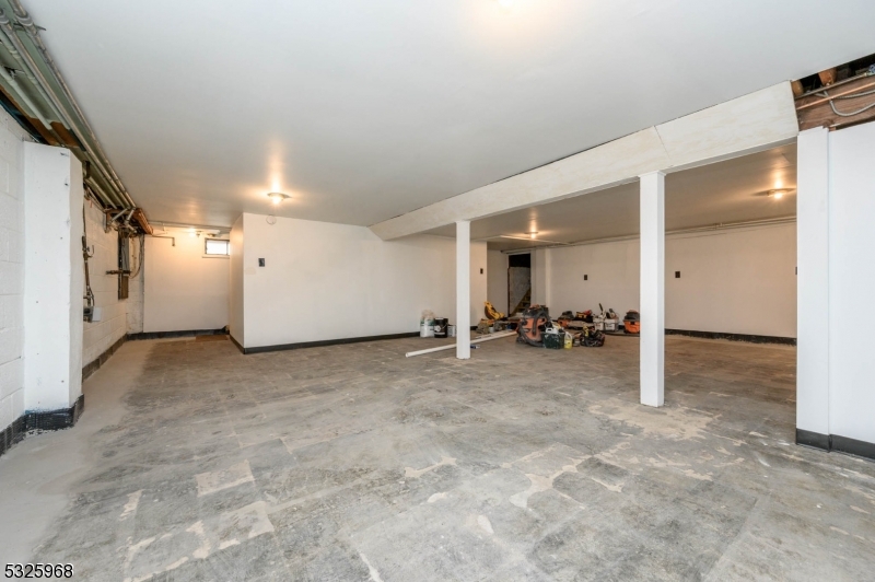 136 Valpeck Avenue, Unit 1 Raritan, NJ 08869 - Photo 31 of 37 a view of a big room with closet