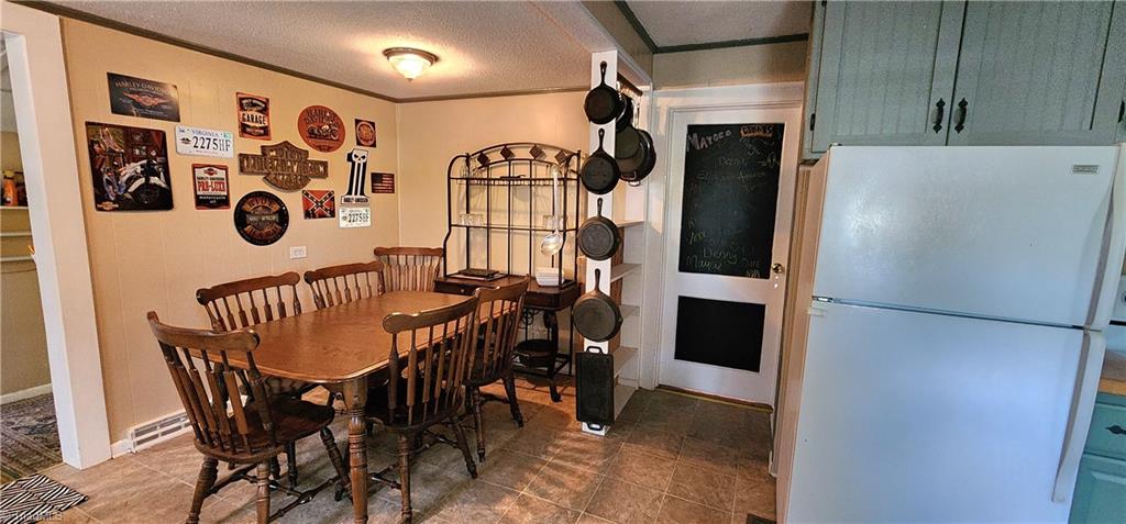 143 North Franklin Road Mount Airy, NC 27030 - Photo 16 of 36 Gallery Image 16