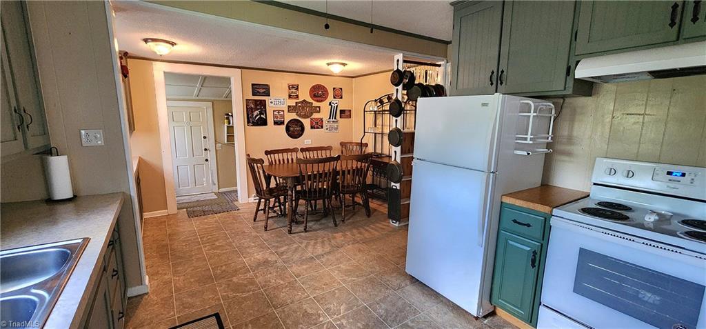 143 North Franklin Road Mount Airy, NC 27030 - Photo 21 of 36 Gallery Image 21
