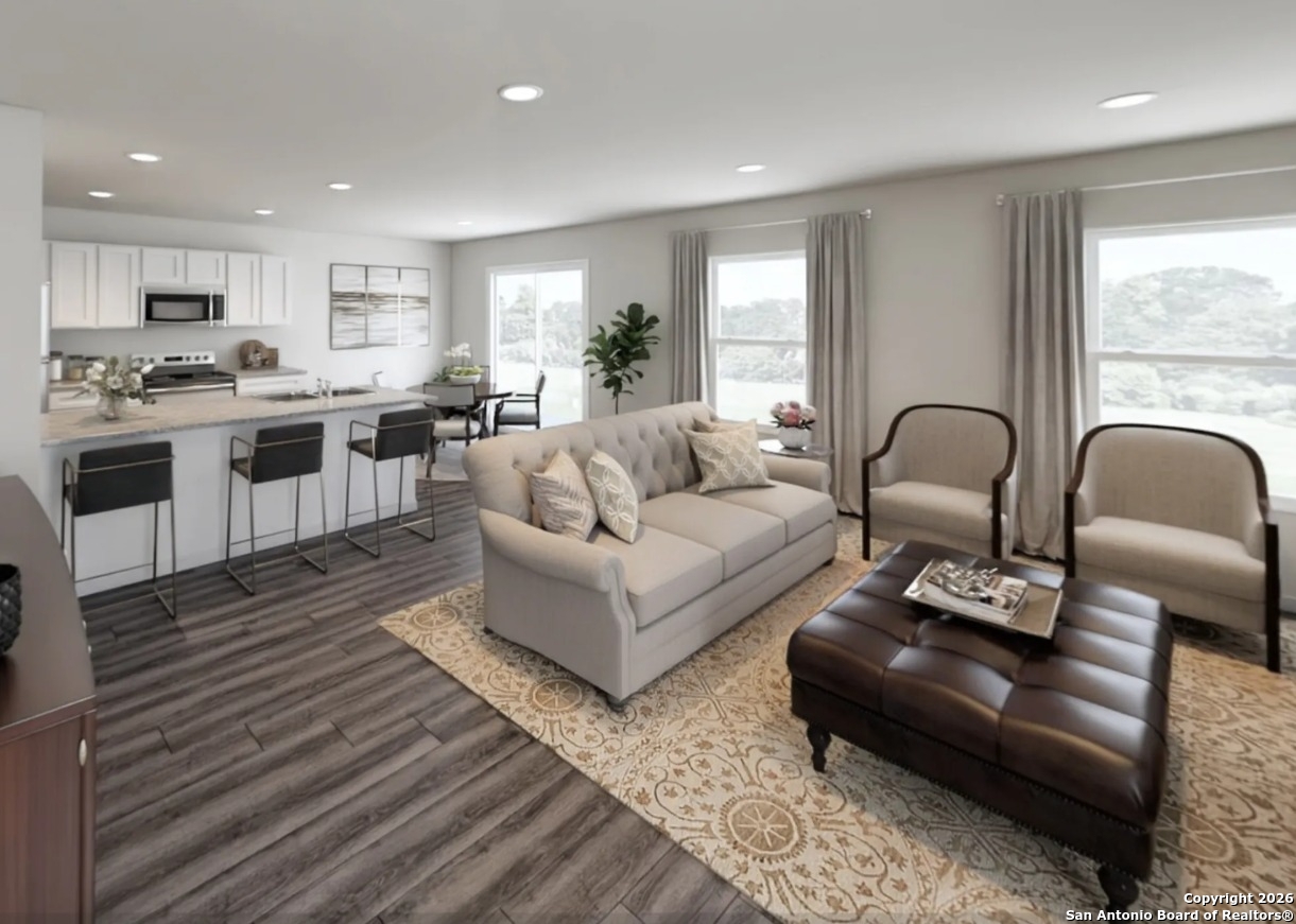 123 Sutton Place Uvalde, TX 78801 - Photo 2 of 4