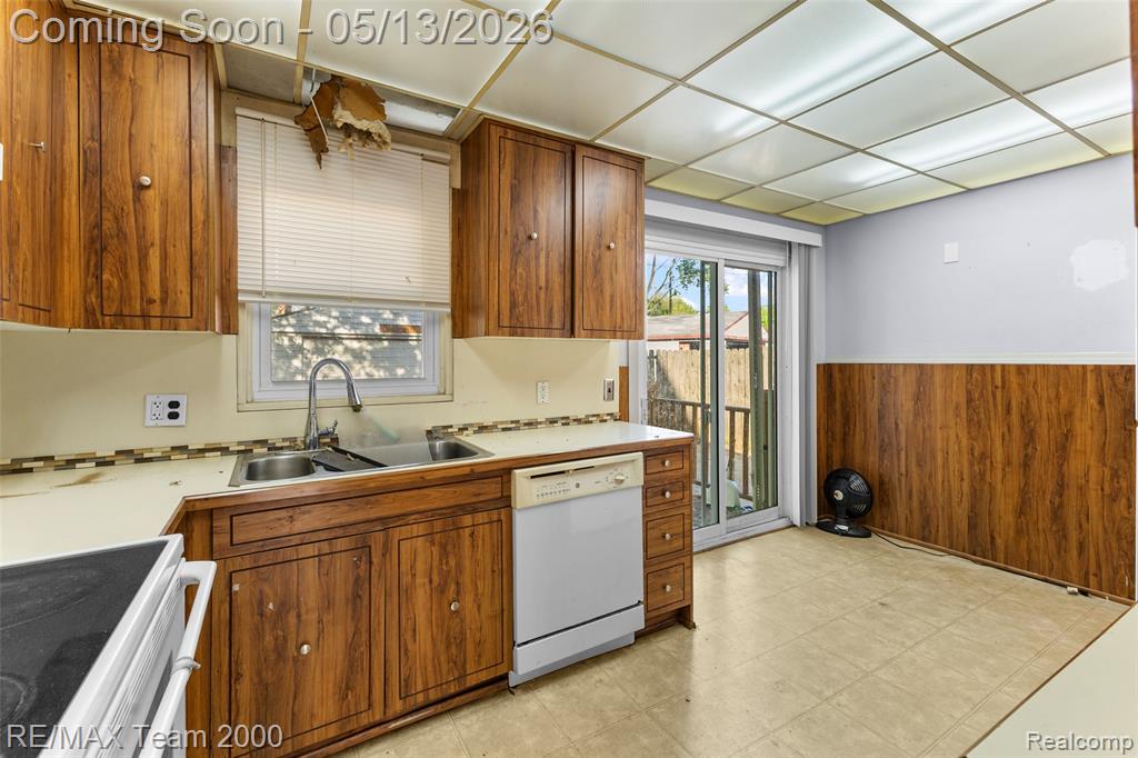 7919 Harding Street Taylor, MI 48180 - Photo 14 of 33