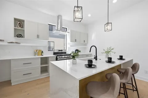 $595,000 | 4635 Manett Street, Unit 102, Dallas, TX 75204