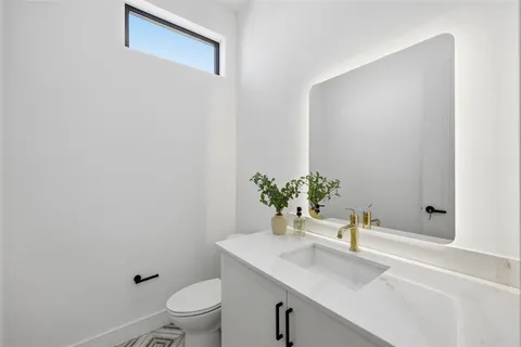 $595,000 | 4635 Manett Street, Unit 102, Dallas, TX 75204