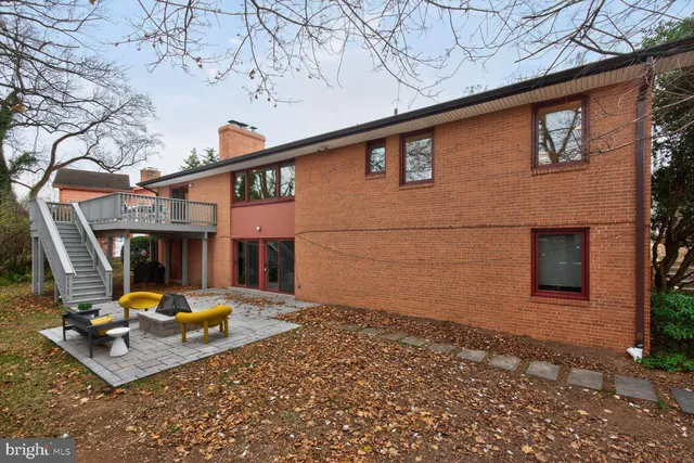 $1,700,000 | 6104 Robinwood Road, Bethesda, MD 20817