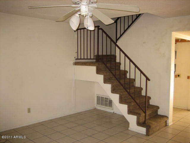 7977 West Wacker Road, Unit 254 Peoria, AZ 85381 - Photo 13 of 29 Family Room