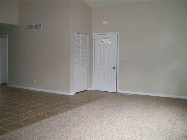 9210 Maple Street Algonac, MI 48001 - Photo 8 of 17 31029263-7.JPG
