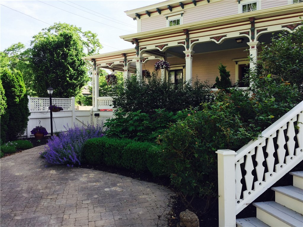 32 Broad Street Warren, RI 02885 - Photo 35 of 40 Yard entrance to stone patio