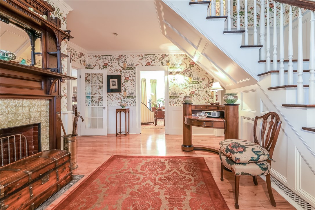 32 Broad Street Warren, RI 02885 - Photo 6 of 40