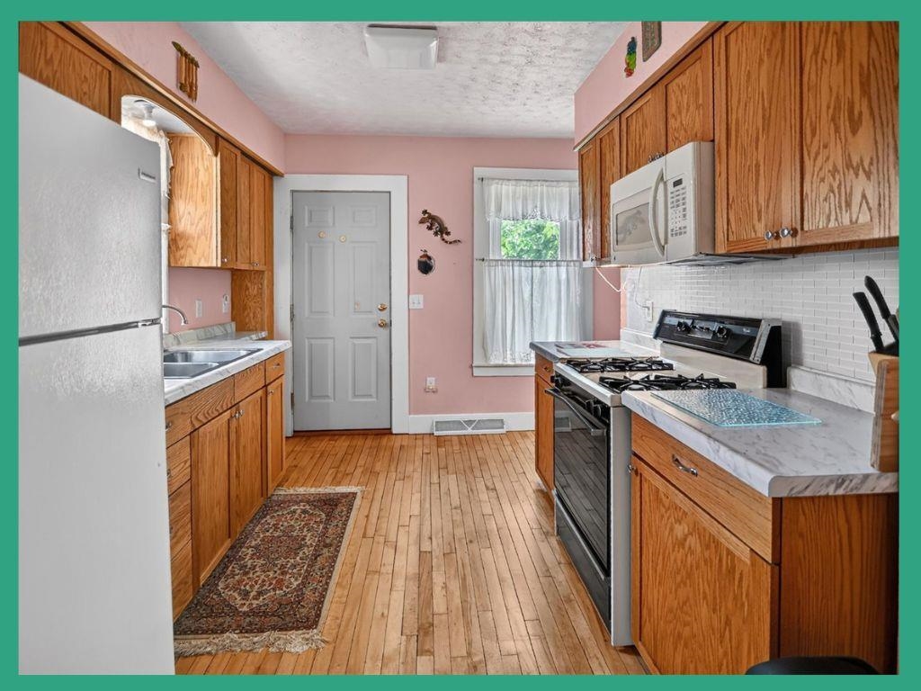 3117 Emmet Street Madison, WI 53704 - Photo 17 of 43