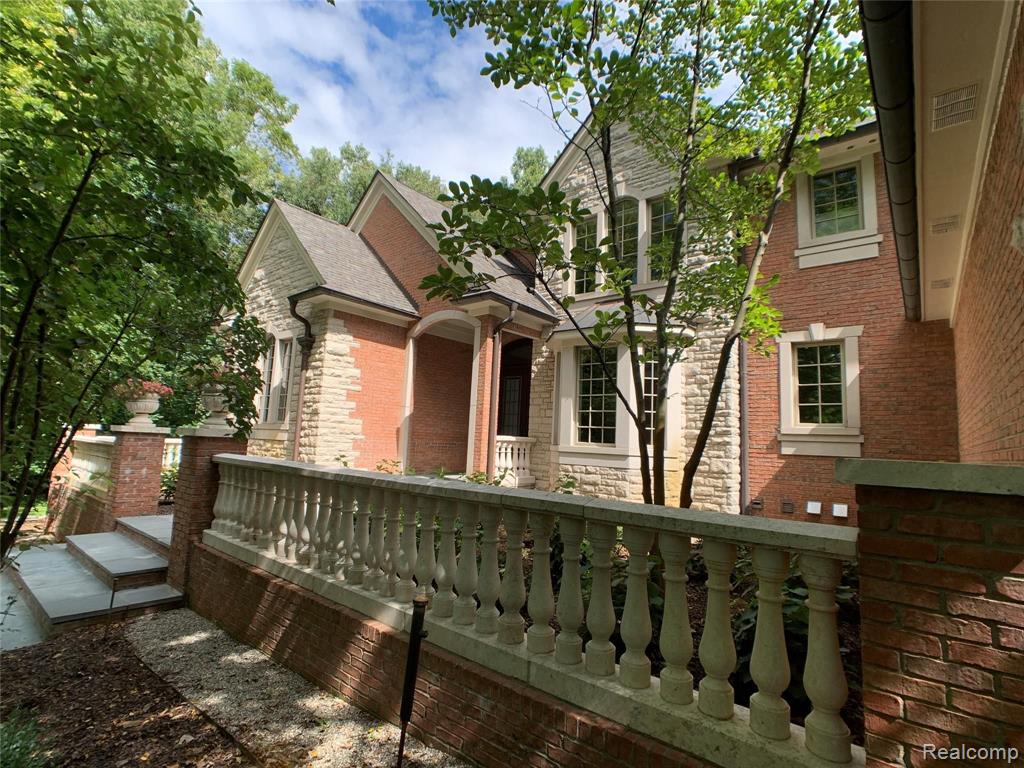 30246 Inkster Road Franklin, MI 48025 - Photo 4 of 53