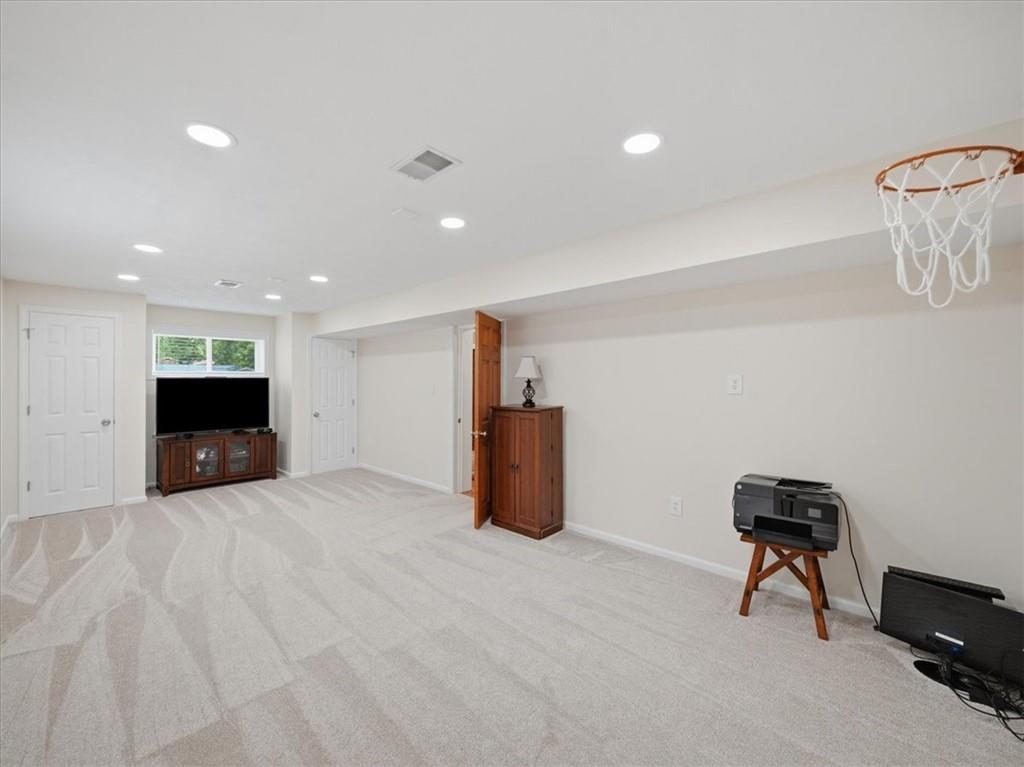 8424 Edwood Road Pittsburgh, PA 15237 - Photo 25 of 34 Gallery Image 25