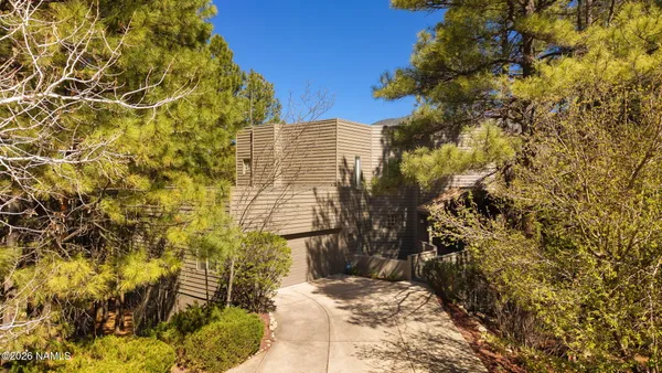 $1,500,000 | 4375 East Burning Tree Loop, Flagstaff, AZ 86004