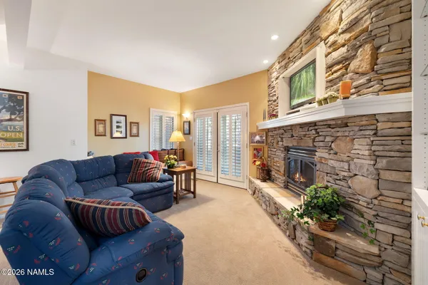 $1,500,000 | 4375 East Burning Tree Loop, Flagstaff, AZ 86004