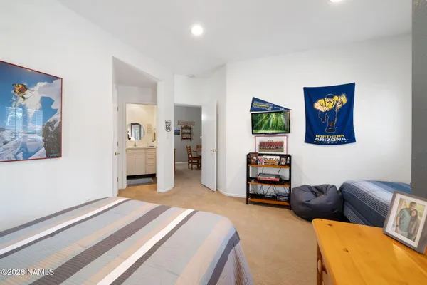 $1,500,000 | 4375 East Burning Tree Loop, Flagstaff, AZ 86004