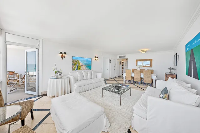 $725,000 | 2295 South Ocean Boulevard, Unit 921, Palm Beach, FL 33480