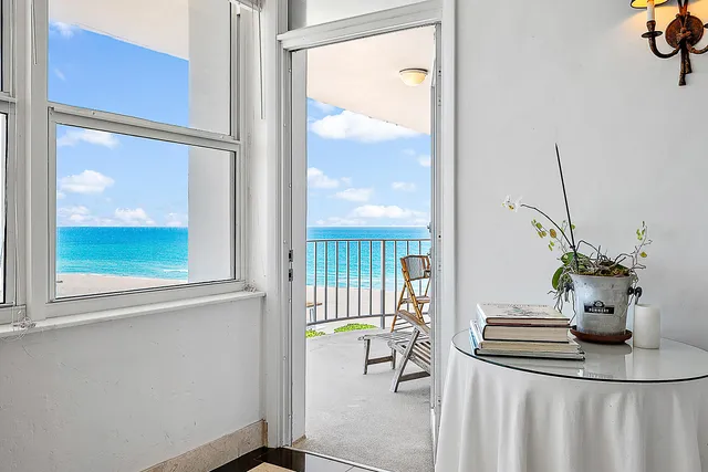$725,000 | 2295 South Ocean Boulevard, Unit 921, Palm Beach, FL 33480