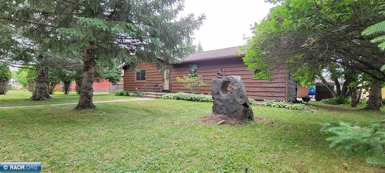 15 10th Street Northwest Chisholm, MN 55719 - Photo 2 of 29