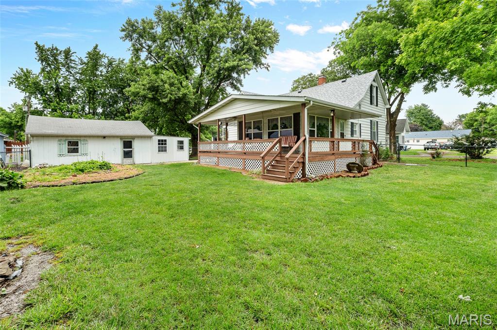 426 North Nebraska Street Marine, IL 62061 - Photo 3 of 26