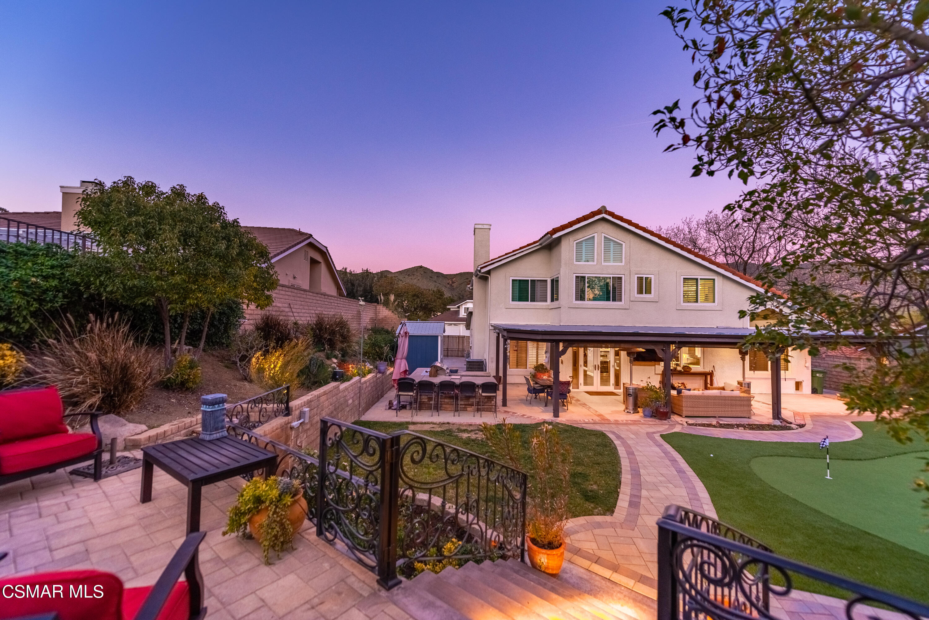 3233 Crazy Horse Drive Simi Valley, CA 93063 - Photo 11 of 65 Backyard Sunset